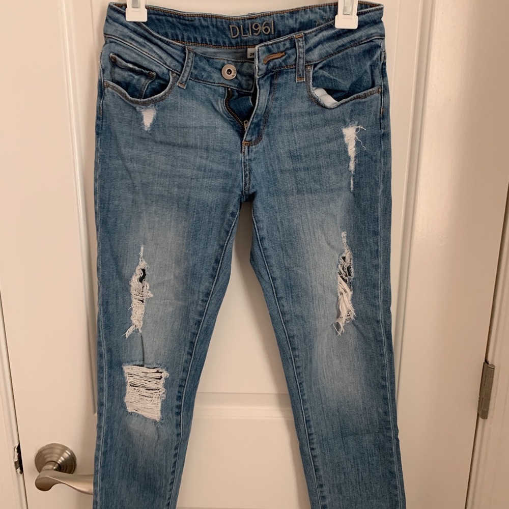DL1961 Distressed Boyfriend Jeans